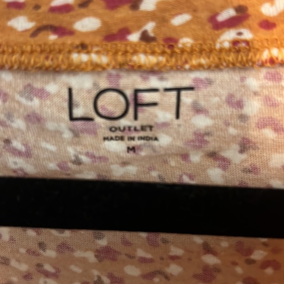 2 piece like new tops LOFT - Picture 6 of 6